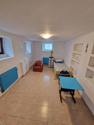 Cazare in gazda pentru baieti in demisol vila  - imagine 3