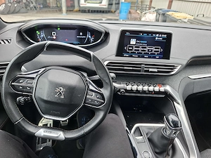 Vând peugeot 3008 2018 - imagine 9