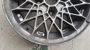 Jante  deosebite aluminiu pe r 13  4 prezoane - imagine 4