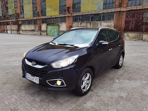 Hyundai ix35 20CRDi 184CP 4X4 automat 2013 - imagine 10