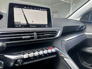 Peugeot 3008 1.6 Diesel 120 CP An 2017 - imagine 17