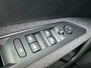 Peugeot 3008 1.6 Diesel 120 CP An 2017 - imagine 18