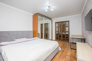 Garsoniera de inchiriat in zona Aparatorii Patriei