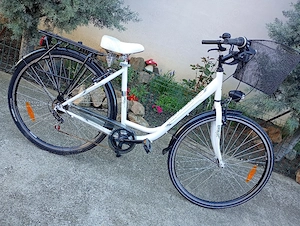 Bicicleta dama STOKVIS,roti 28,stare f buna !