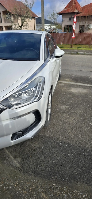 DS 5 2.0 diesel - imagine 8