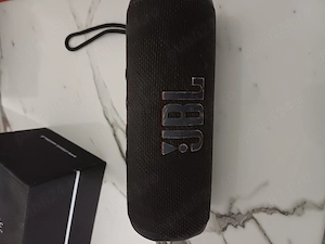Vand  boxă portabila jbl flip 6