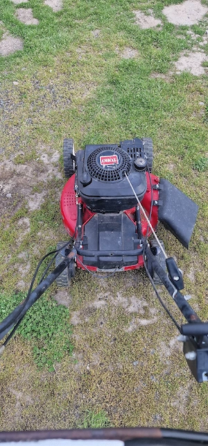 Masina de taiat iarba Toro 4.5 cai evacuare laterala stihl honda viking - imagine 2