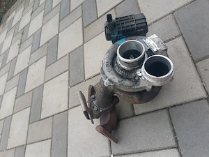 Turbina Mercedes-Benz – originală Garrett  - imagine 4