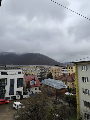 Vand apartament decomandat  cu două camere.  - imagine 4