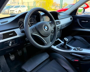BMW Seria 3 320d xDrive DPF - imagine 10