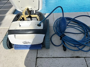 pompa caldura piscina și robot curățenie,  - imagine 2
