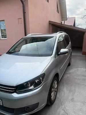 Volkswagen Touran - imagine 5