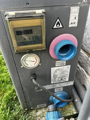 pompa caldura piscina și robot curățenie,  - imagine 3