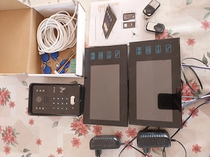 Vand video interfon cu 2 posturi