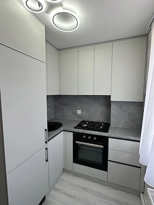 Garsoniera de inchiriat in zona Titan