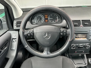 Mercedes-Benz A-Class 2.0 Diesel 82 CP An 2011 - imagine 7