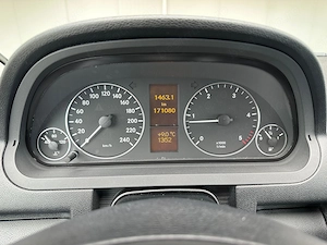 Mercedes-Benz A-Class 2.0 Diesel 82 CP An 2011 - imagine 8