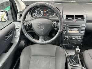 Mercedes-Benz A-Class 2.0 Diesel 82 CP An 2011 - imagine 16