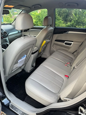 Vand Opel Antara 2015 , 2.2 184cp , cumpărată de nouă din România  - imagine 2