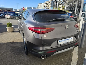 Alfa Romeo Stelvio 2.0 Turbo 16V AT8-Q4 Sprint - imagine 8