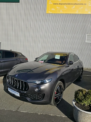 Maserati Levante Garantieauto.ro  Q4 AWD Comenzi Vocale Keyless Distronic LED R22 - imagine 3