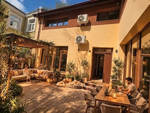 Vila zona Piata Stefan - imagine 2