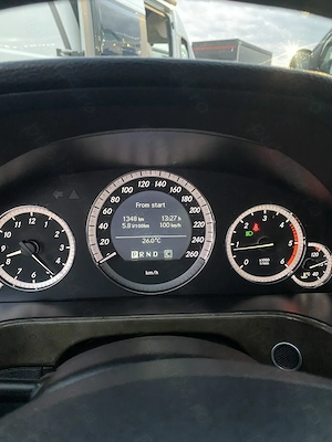 Vând Mercedes E Clase W212