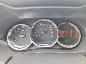 Dacia Duster 1.5 Dci - Euro 6 - imagine 5