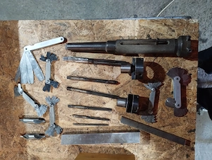 vand scule pt. strungarie, filiere , tarozi etc.