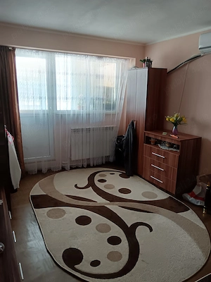Vând apartament cu 2 camere decomandat, s.t. 67,63 mp Micro 18 - imagine 4