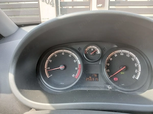Opel Corsa D 1.2 benzina   2010 - imagine 8