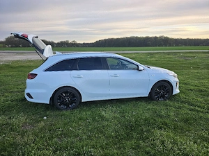 Vând Kia Ceed, an 2020, motorizare 1.6 diesel, economică și fiabilă, ideală pentru drumuri lungi. - imagine 4