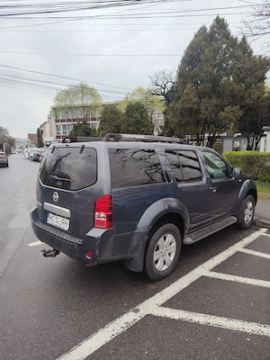 Vand SUV 4x4 Nissan Pathfinder 2.5d din 2007 - 7 locuri - imagine 3