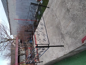 Vând grilaje și cruci pentru morminte. - imagine 2