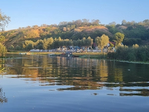 Pescuit si birdwatching in Delta Dunarii , locatie excelenta pentru grupuri de 10 -12 persoane - imagine 3