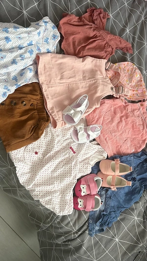 Hainute fetita marimea 68, 3-6 luni