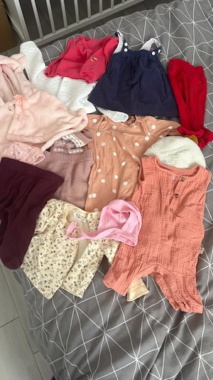 Vand hainute fetita 0-3 luni, marimea 62