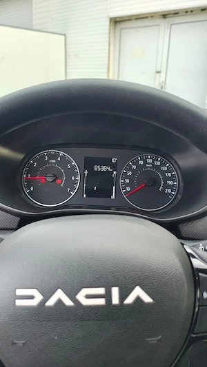 Dacia Sandero 2023 - imagine 3