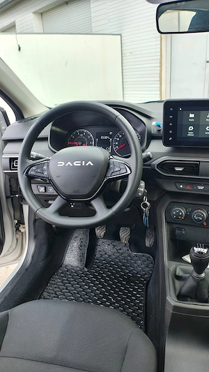Dacia Sandero 2023 - imagine 4