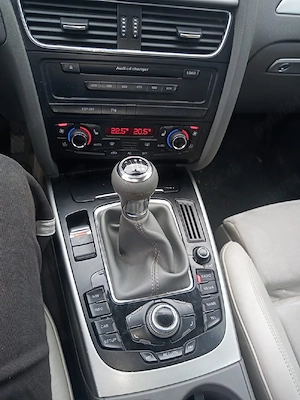 Audi A4 B8 2009 - imagine 2