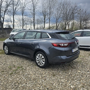 Renou megan  - imagine 5