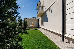 Vila lux de vanzare mobilata, utilata ,piscina ,sauna ,jacuzzi  - imagine 5