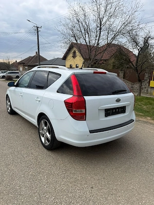 kia ceed 1.6 tdi  - imagine 6