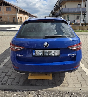 Skoda Superb "Laurin & Klement" 4x4 DSG 272 CP Benzină - imagine 4