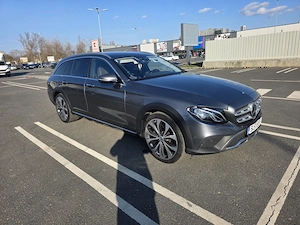 Mercedes-Benz E-Class All-Terrain 