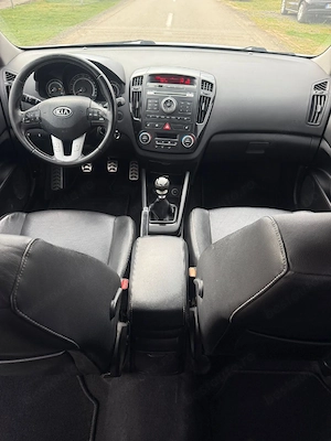 kia ceed 1.6 tdi  - imagine 8
