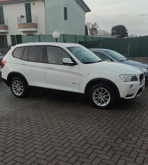 Vând BMW X3(F25)
