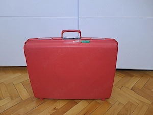 Geamantan Samsonite. 