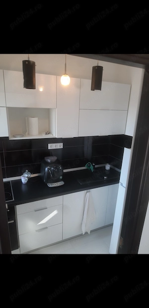 Închiriez garsonieră+mansardă, 2 camere, 40 mp - imagine 8