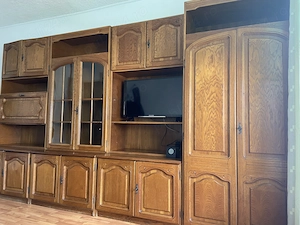 Mobilă sufragerie în stare bună 